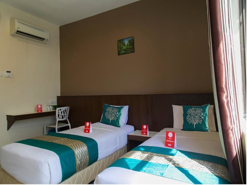 Langkawi Uptown Hotel Kuah Exterior photo